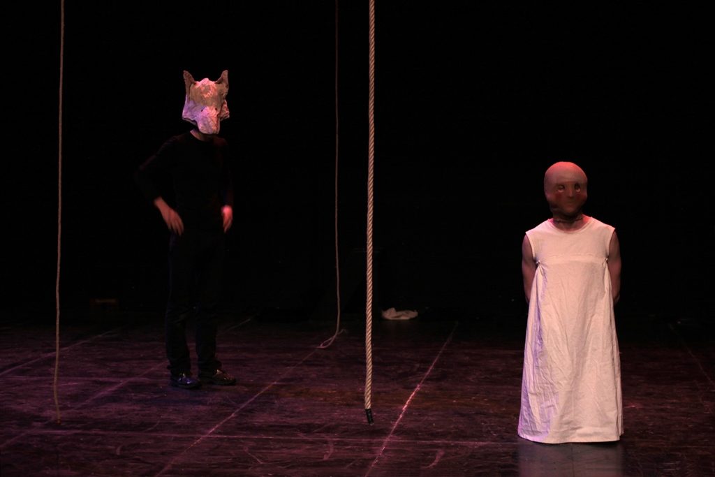 Mise en scène de Marguerite Bordat et Pierre Meunier avec les étudiants de la 77ème promotion. 
Conception costume: Estelle Boul & Cécile Laborda. 
Photo: David Aménian 